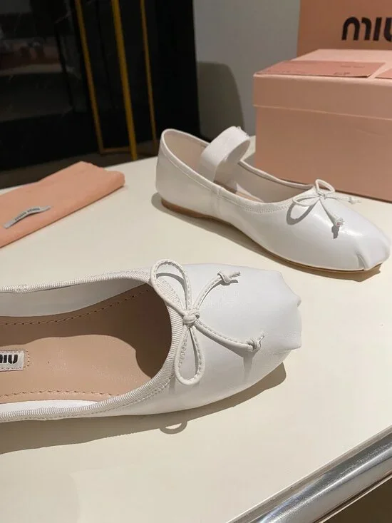 Miu Miu Satin ballerinas Flats with Bow - Picture 5 of 7